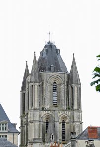 investir dans l'immobilier-vue de l'église d'angers